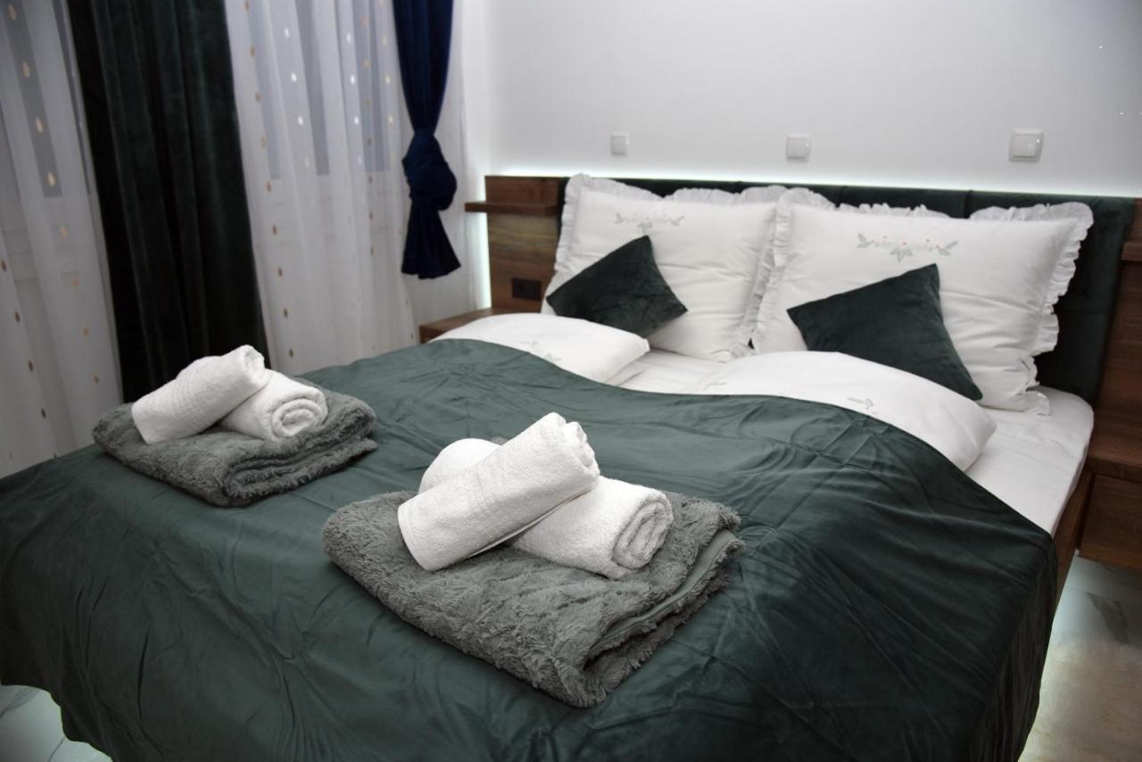 La Luna Premium Deluxe Apartment With Free Jacuzzi, Bikes & Covered Parking Nasice Εξωτερικό φωτογραφία