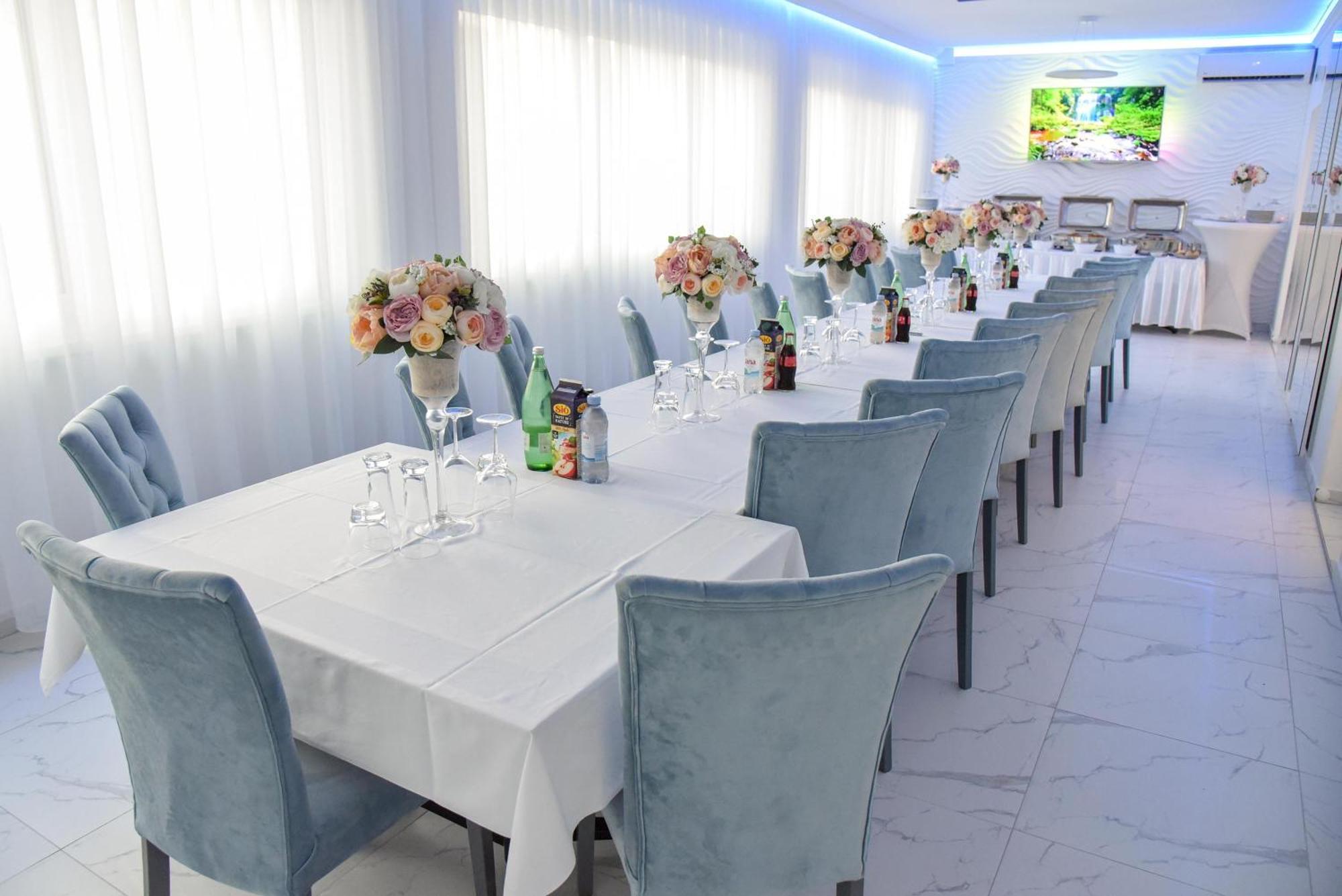 La Luna Premium Deluxe Apartment With Free Jacuzzi, Bikes & Covered Parking Nasice Εξωτερικό φωτογραφία